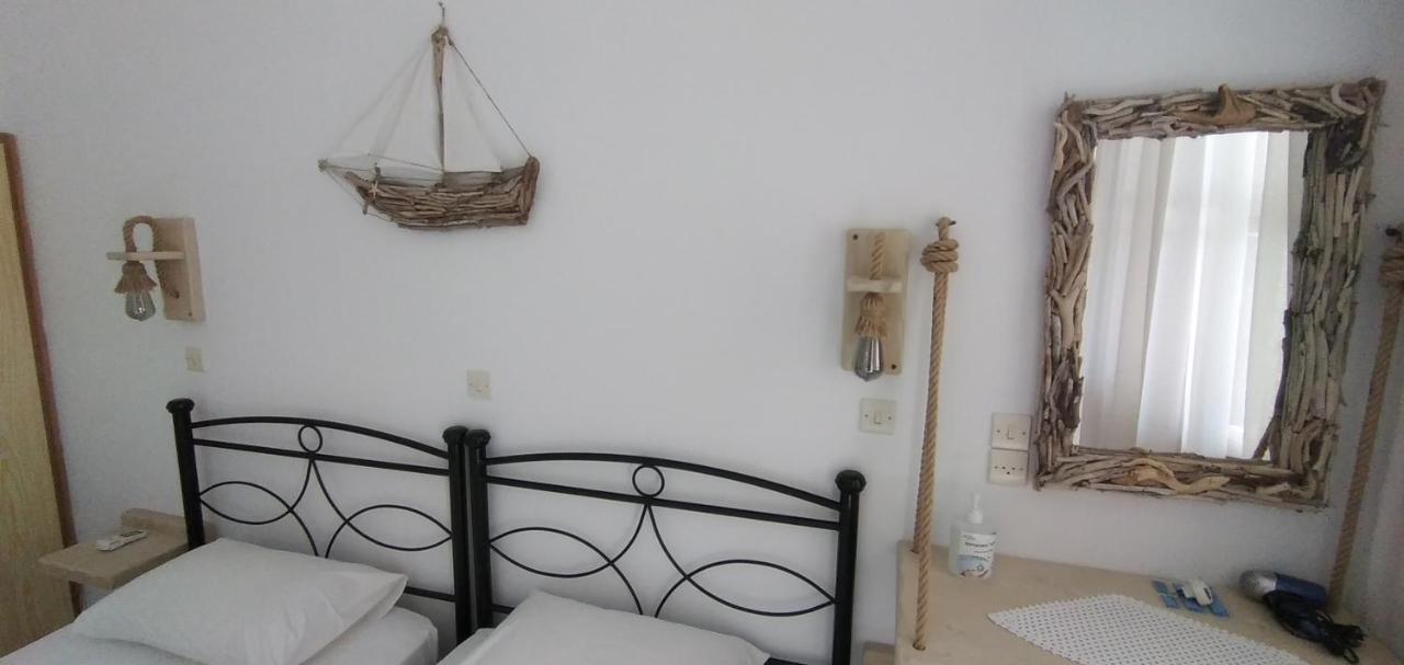 Athina Studio Apartments Kerveli Екстериор снимка