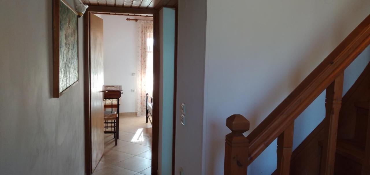 Athina Studio Apartments Kerveli Екстериор снимка
