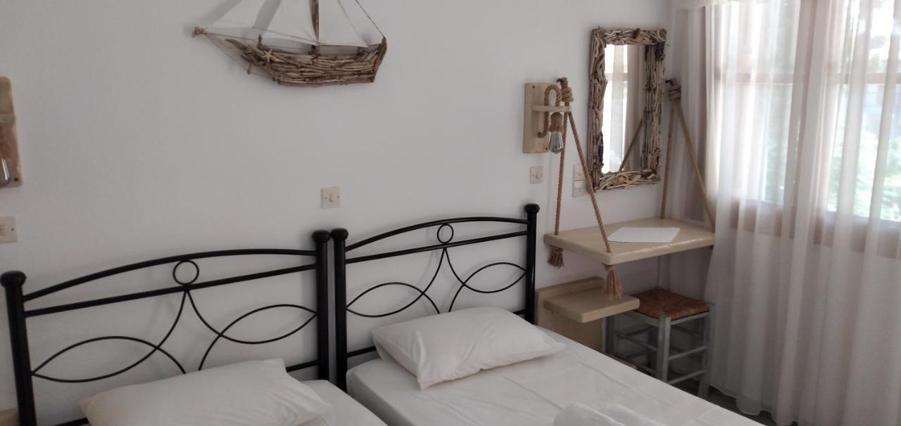 Athina Studio Apartments Kerveli Екстериор снимка
