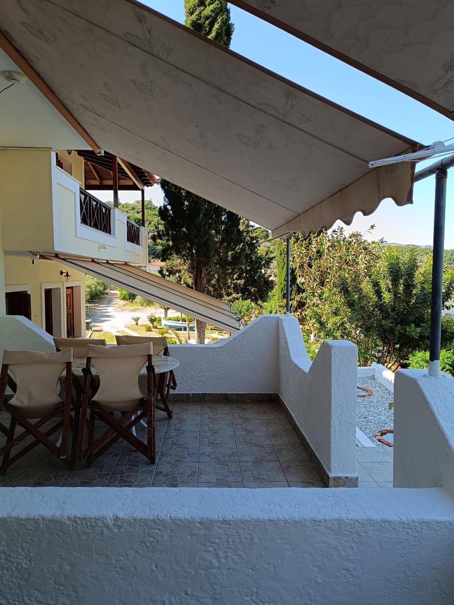 Athina Studio Apartments Kerveli Стая снимка
